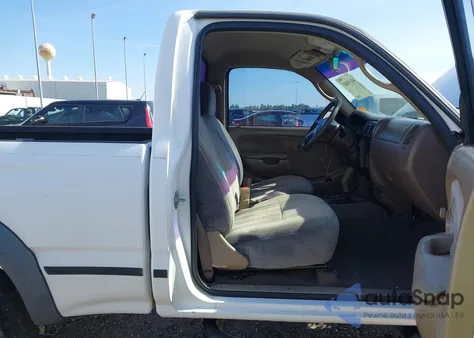 2002 Toyota Tacoma Prerunner z USA, uszkodzony, nr VIN 5TENM92N12Z095355